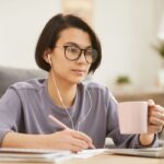 Time Management Tips for Students Working Online While Traveling